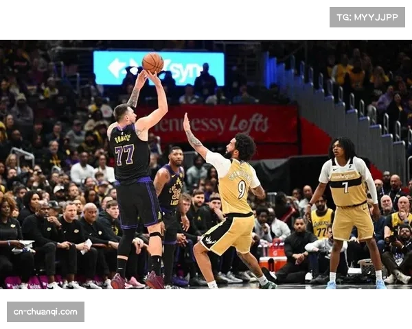 奇才队首节出现8次失误，糟糕的进攻选择导致投篮机会寥寥